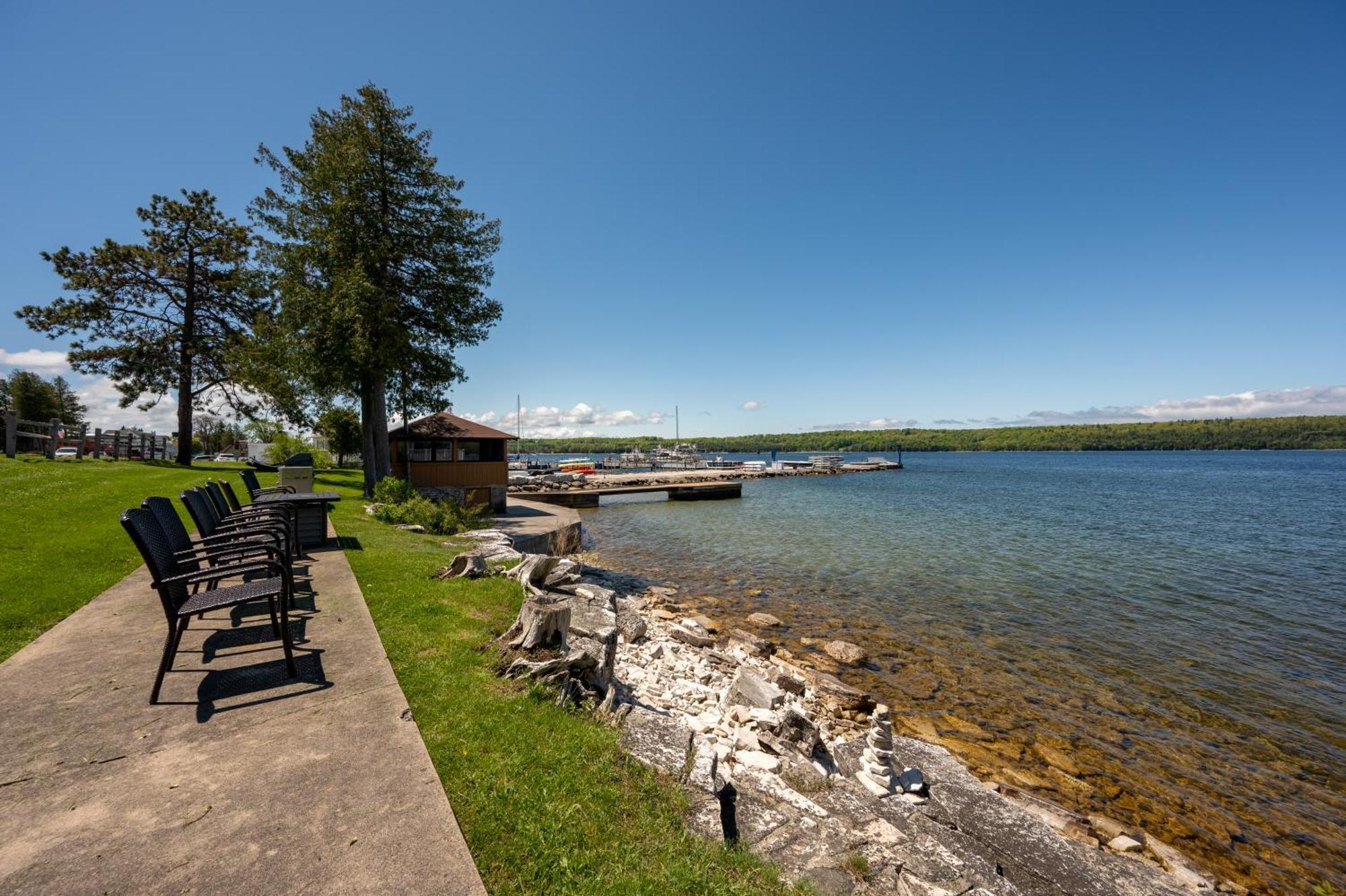 Pine Grove Resort Ephraim Exteriör bild