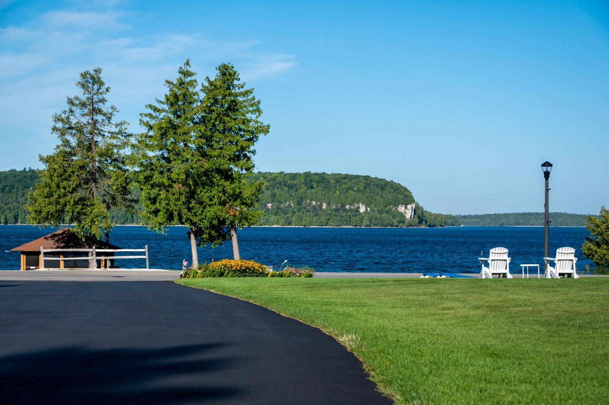 Pine Grove Resort Ephraim Exteriör bild