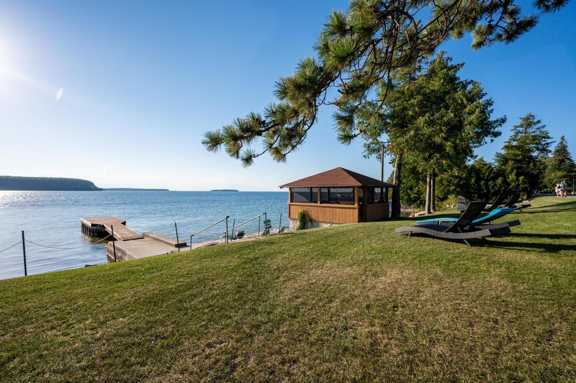 Pine Grove Resort Ephraim Exteriör bild
