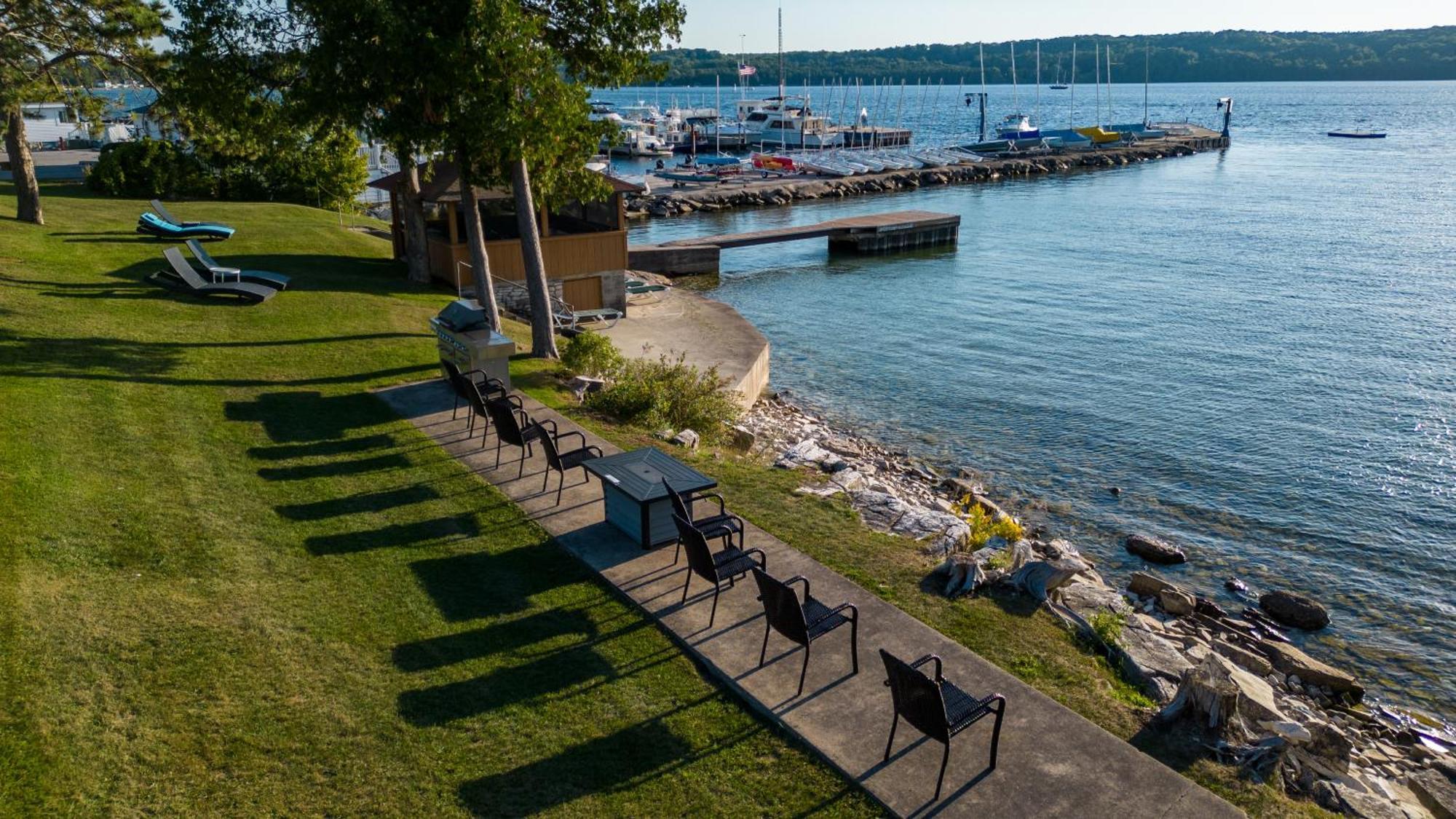 Pine Grove Resort Ephraim Exteriör bild