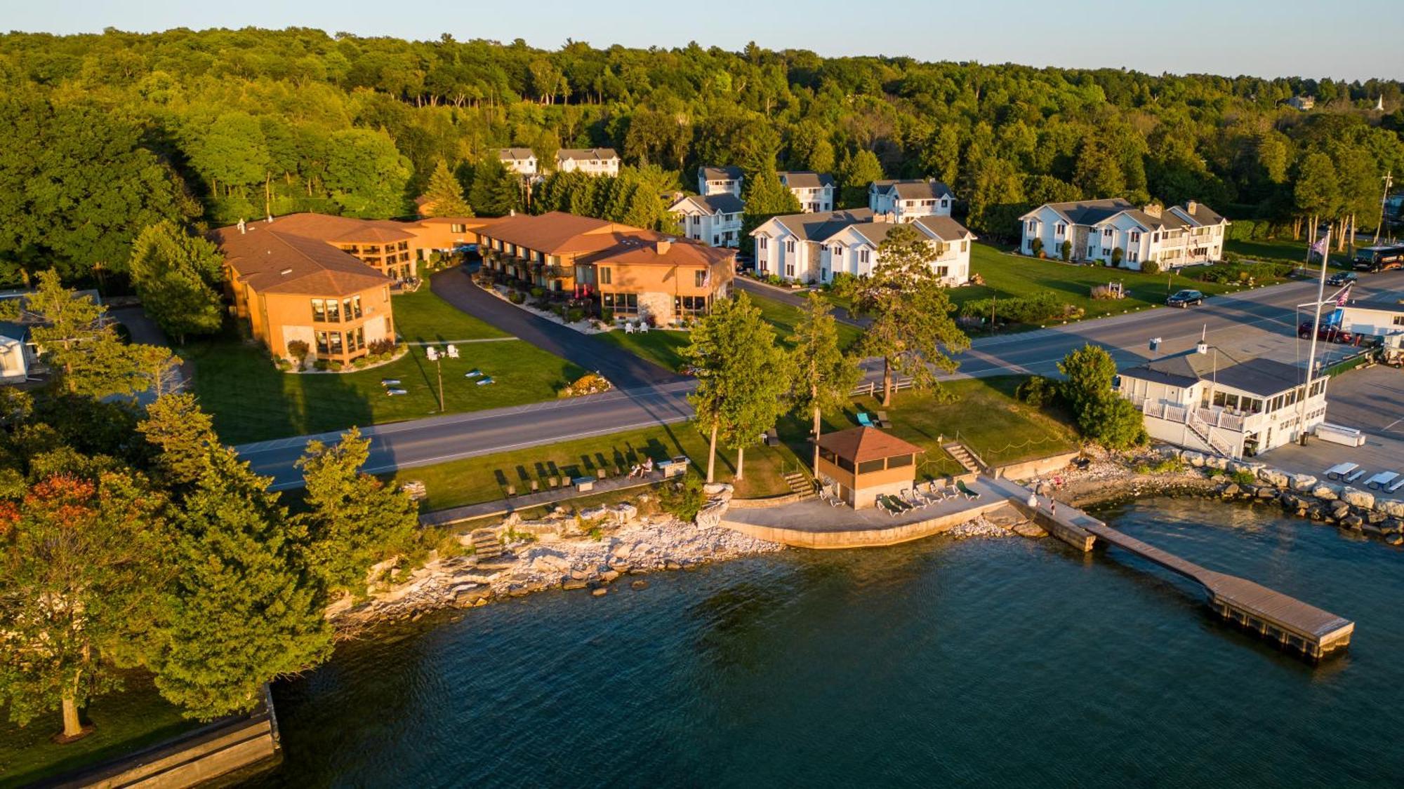 Pine Grove Resort Ephraim Exteriör bild