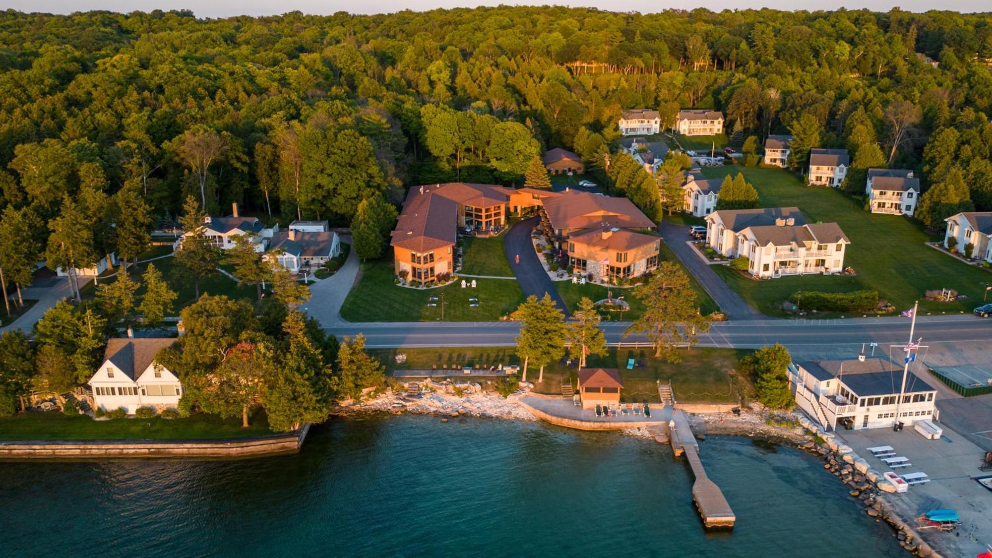 Pine Grove Resort Ephraim Exteriör bild