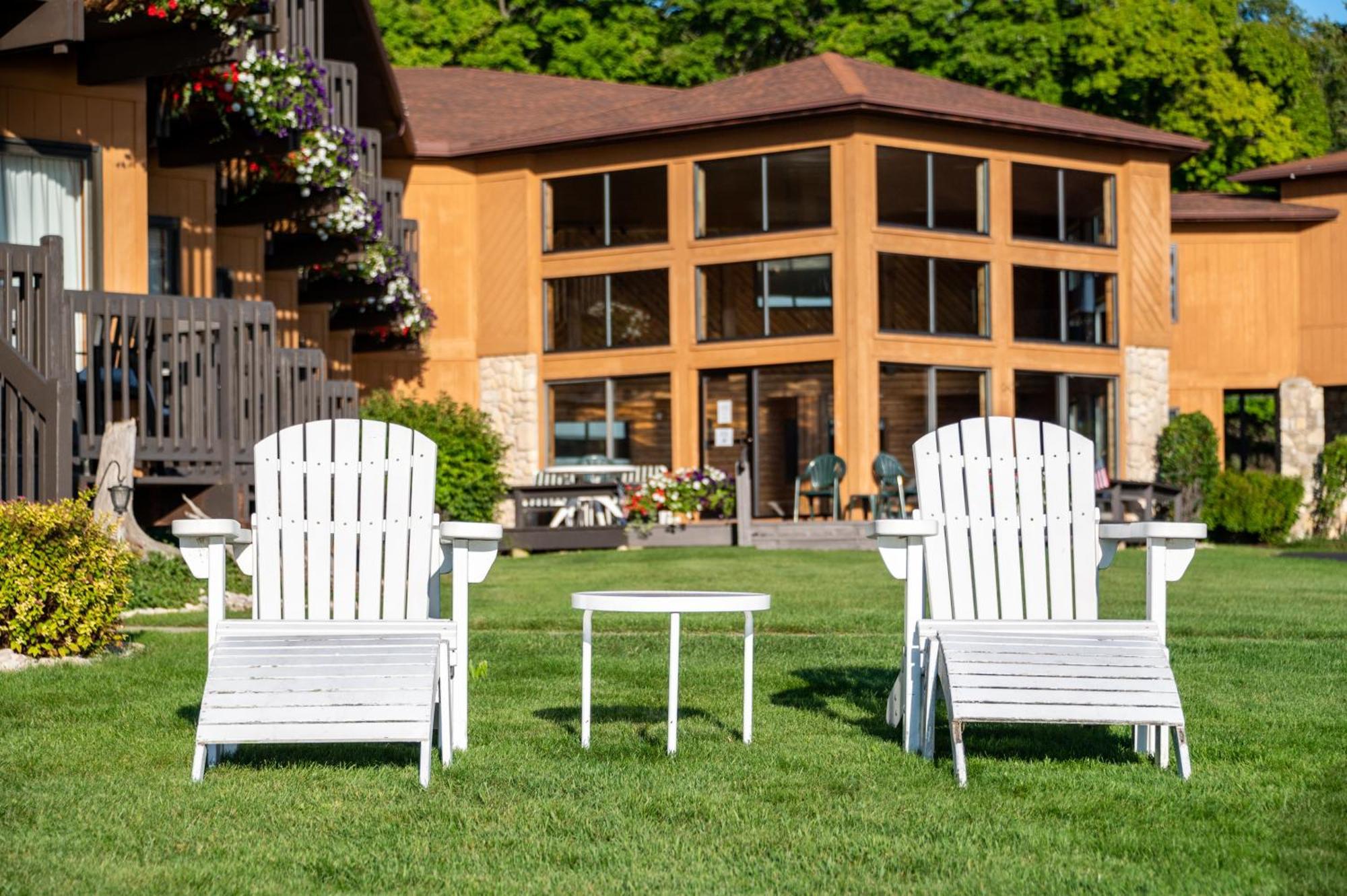 Pine Grove Resort Ephraim Exteriör bild