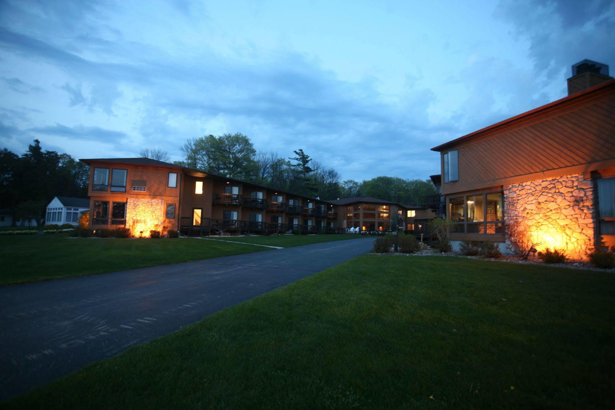 Pine Grove Resort Ephraim Exteriör bild